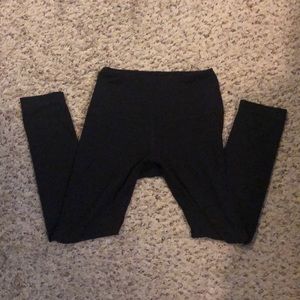 NWOT yogaliciois leggings size xs